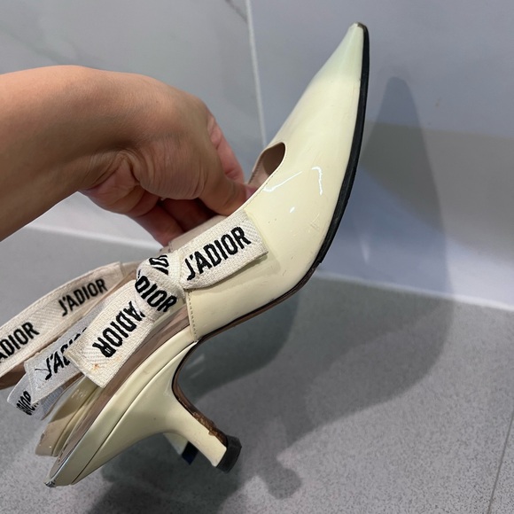 J'adior Slingback Pumps - Picture 2 of 6